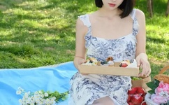 美女脱衣动态图